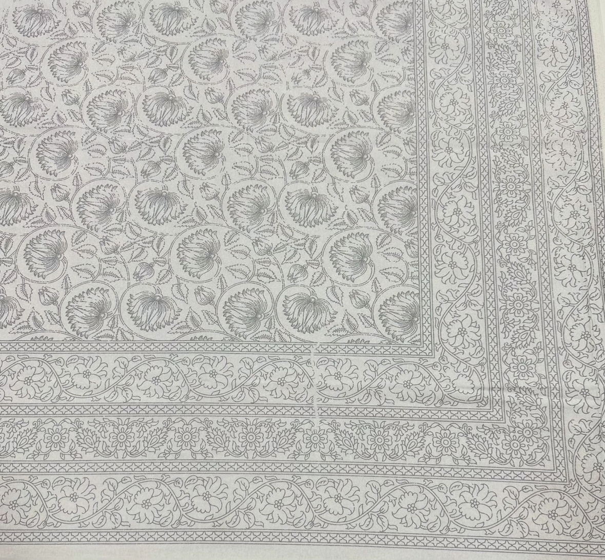 Elegant Silver Bloom Pure Cotton King Size Bedsheet Set JUTONWeaves